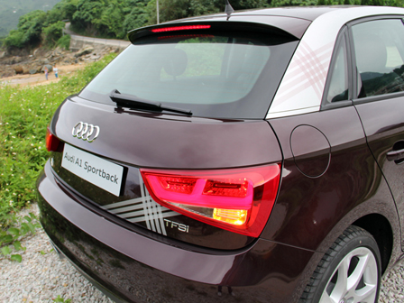 Audi_A1_Sportback_11.jpg