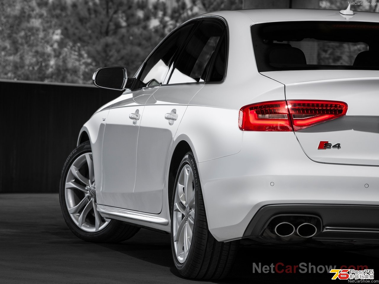 2013_Audi-S4_10.jpg