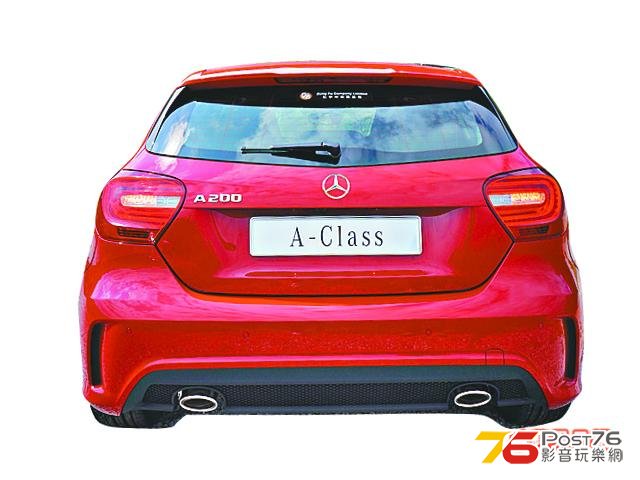 2013_Mercedes_Benz_A_Class_35.jpg