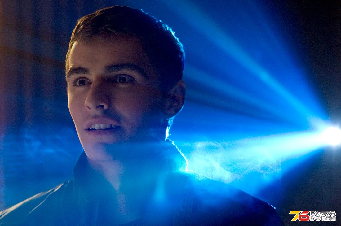 nowyouseeme_6.jpg