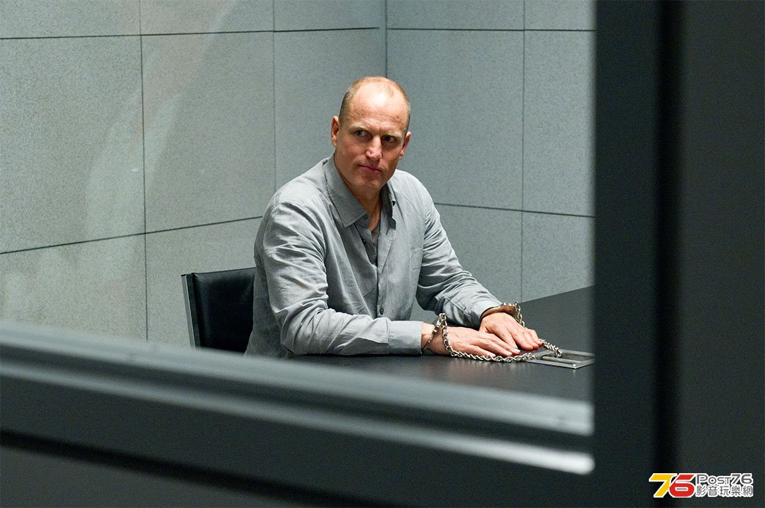 nowyouseeme_12.jpg