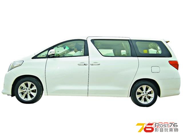 2012_Toyota_Alphard_12.jpg