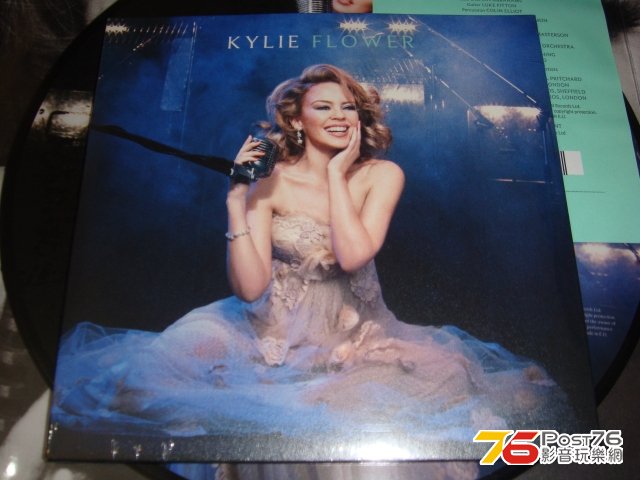kylie_lp_single_05.jpg