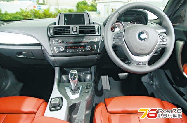 2012_BMW_M135i_14.jpg