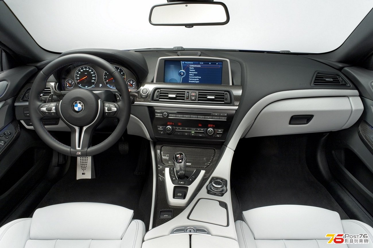 2013_BMW_M6_Coupe_03.jpg