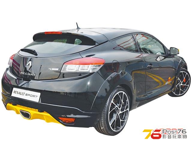 Renault_Megane_RS_RB7_08.jpg