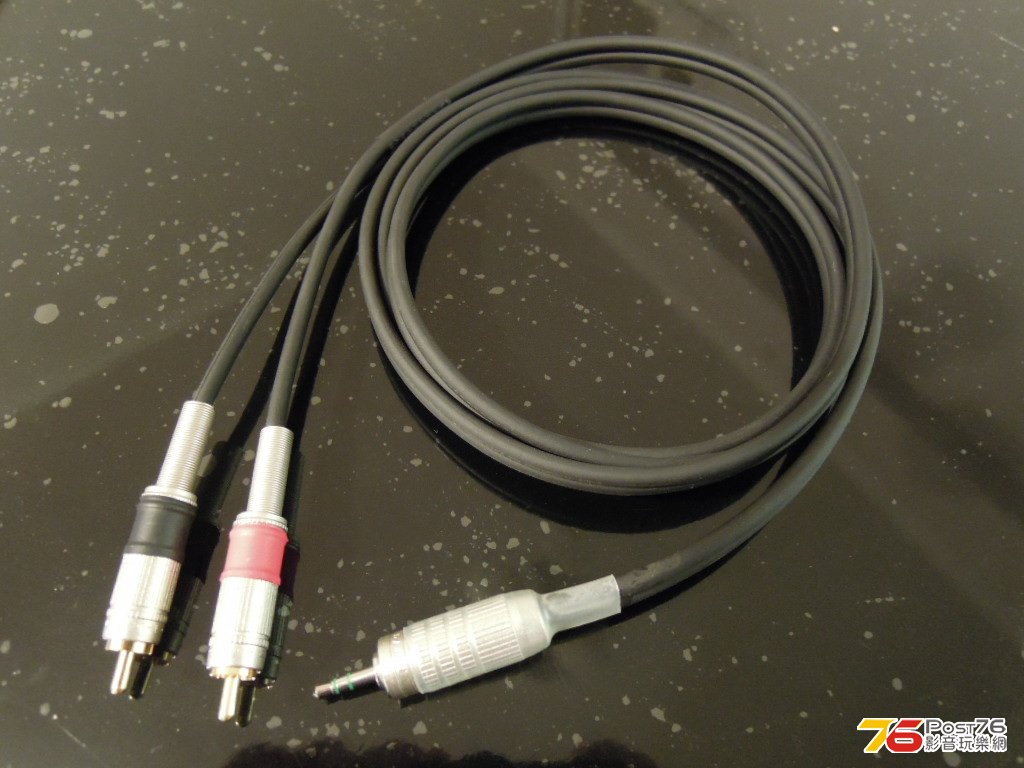 Denko 3.5mm2RCA