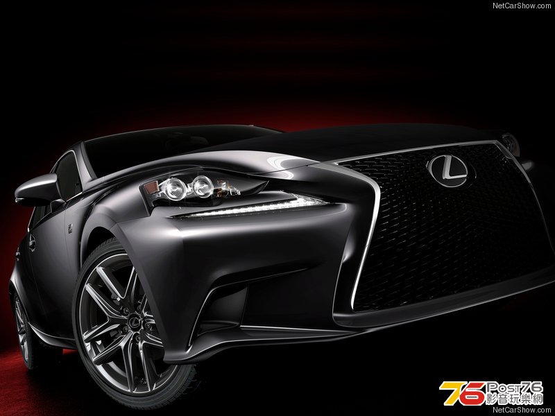 Lexus-IS_2014_800x600_wallpaper_0e.jpg