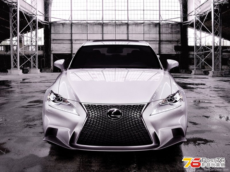 Lexus-IS_2014_800x600_wallpaper_06.jpg