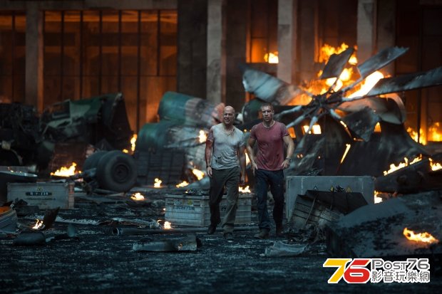diehard5_16.jpg