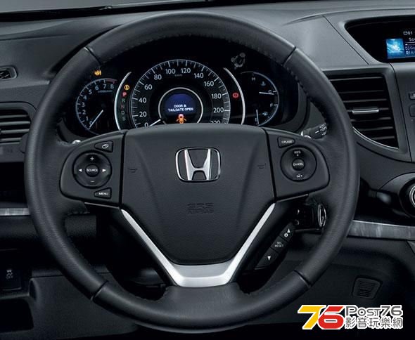 2012_Honda_CR-V_04.jpg