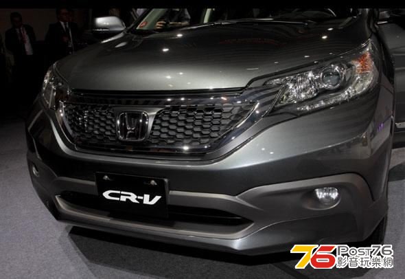 2012_Honda_CR-V_02.jpg