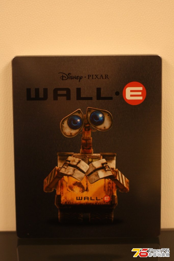 Wall E Front