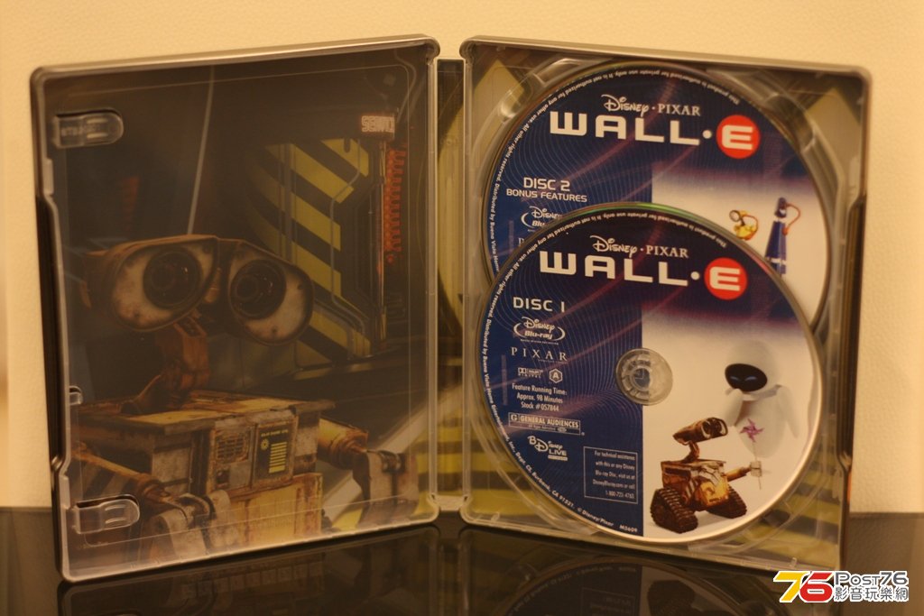 Wall E inner picture with Disc