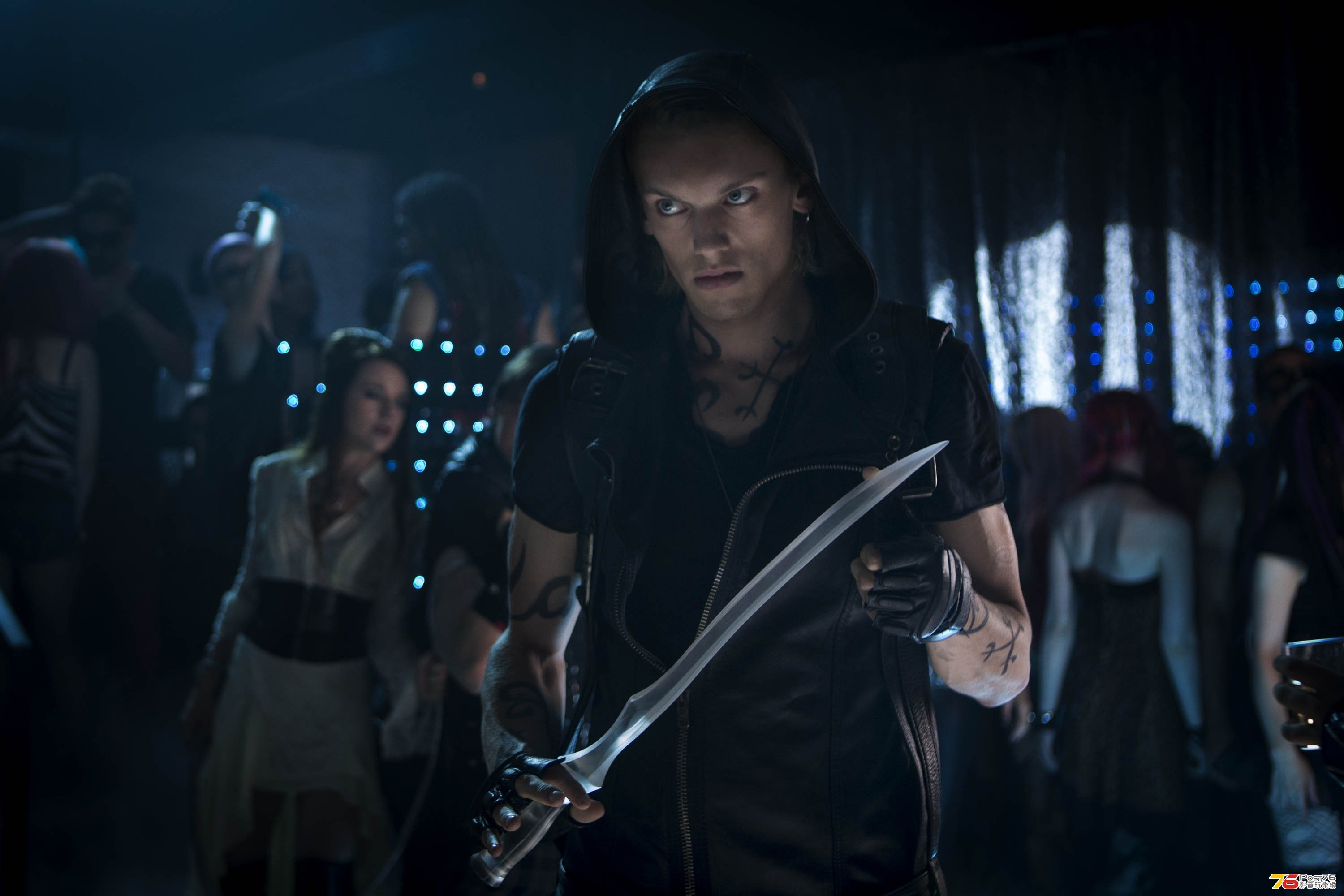 mortalinstruments_8.jpg