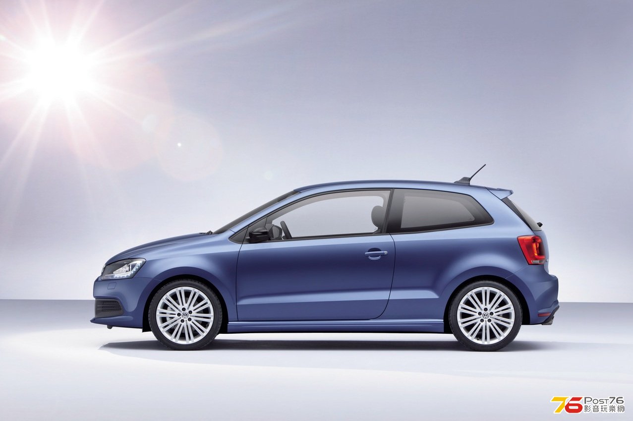 2013_Volkswagen_Polo_BlueGT_05.jpg