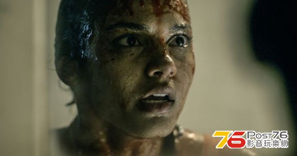 evildead2013_6.jpg