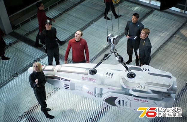 startrek2_24.jpg