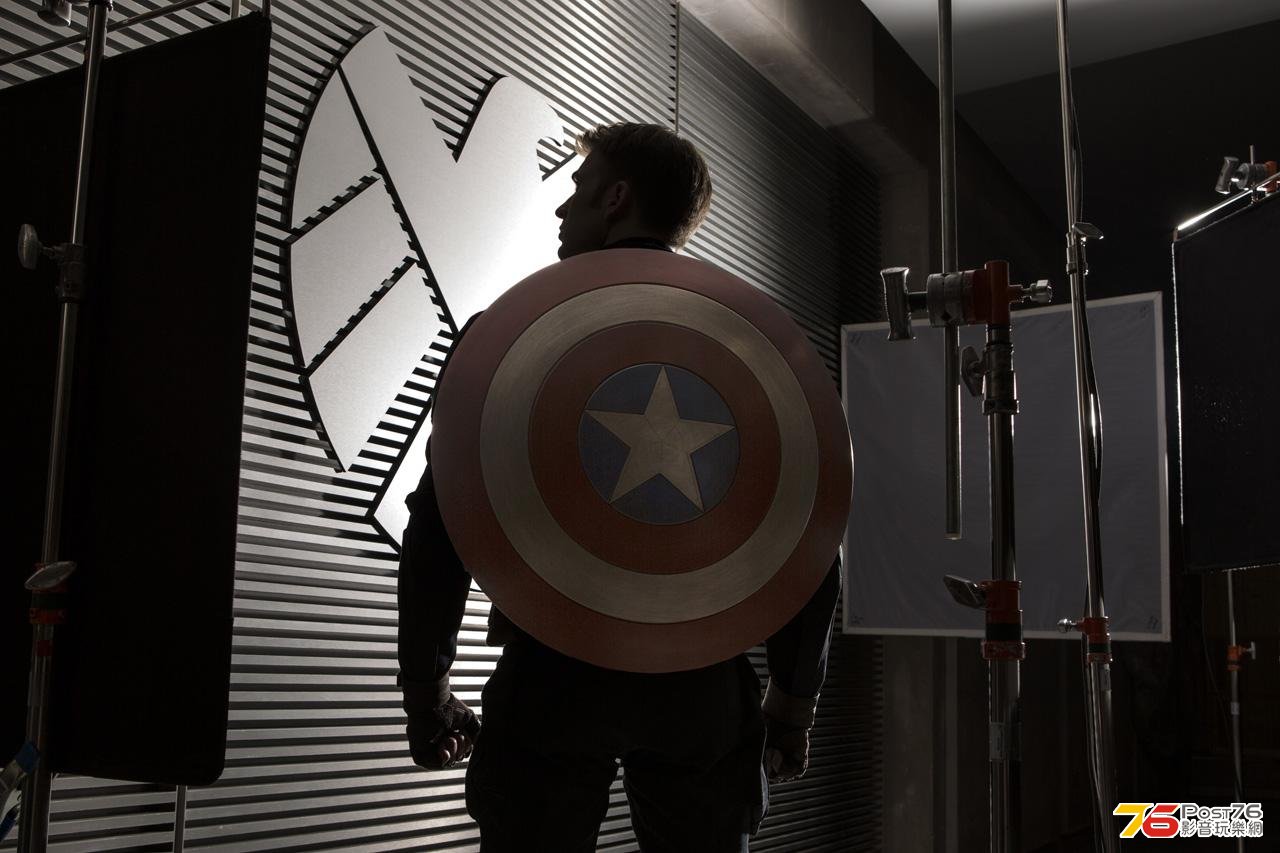 captainamerica2_2.jpg