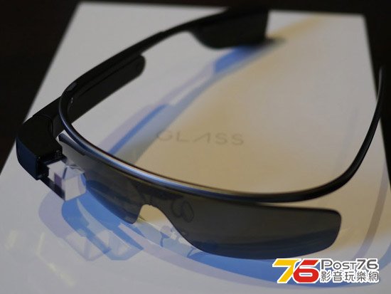 20130417_googleglass_unbox_01.jpg