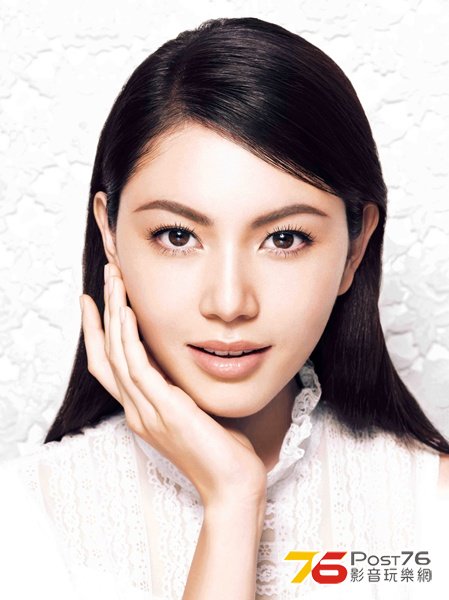 Davika-Hoorne.jpg