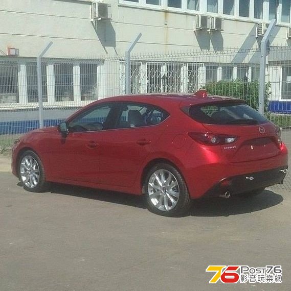 mazda3-real_653.jpg