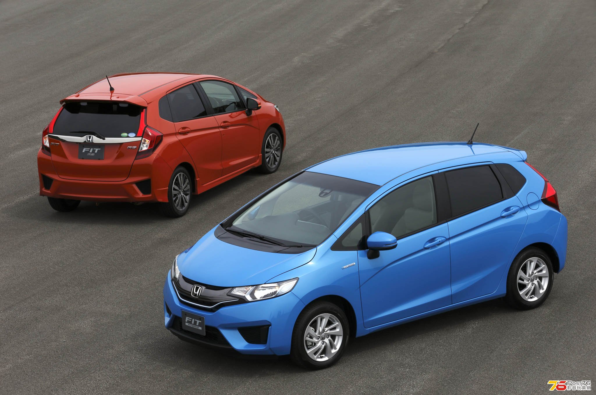 2014_Honda_Fit_Hybrid_17.jpg