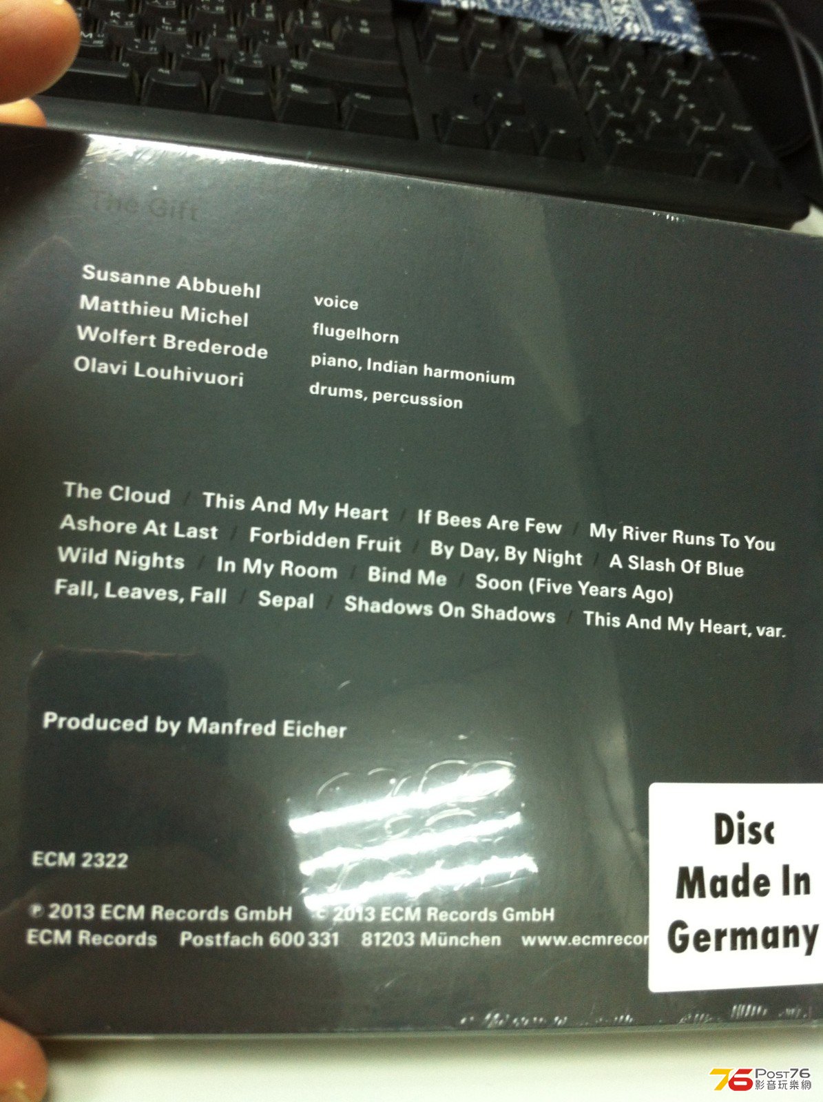 221414m57g5rcw29rgwe8d.jpg