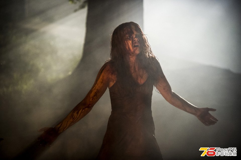 carrie_9.jpg