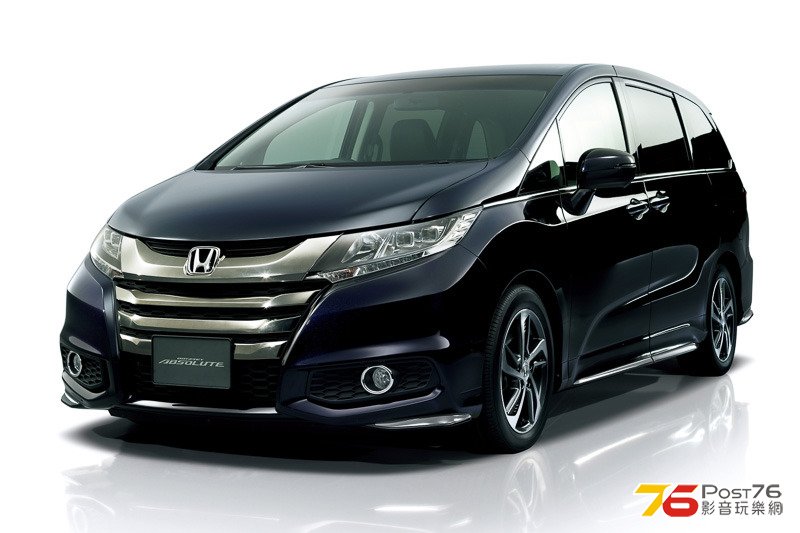 2014_Honda_Odyssey_01.jpg