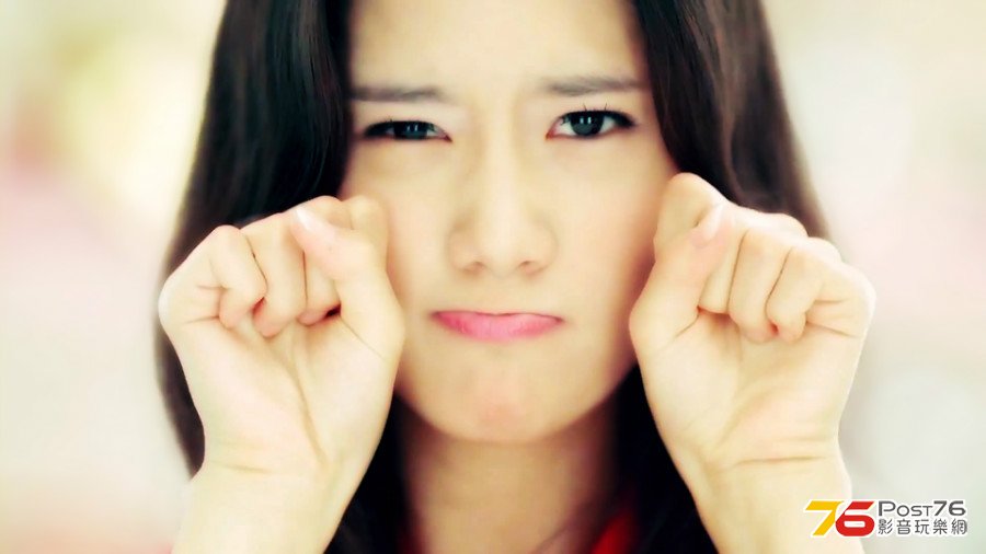 wanna_fight____yoona___dancing_queen_by_supervergil-d5q5v2i.jpg