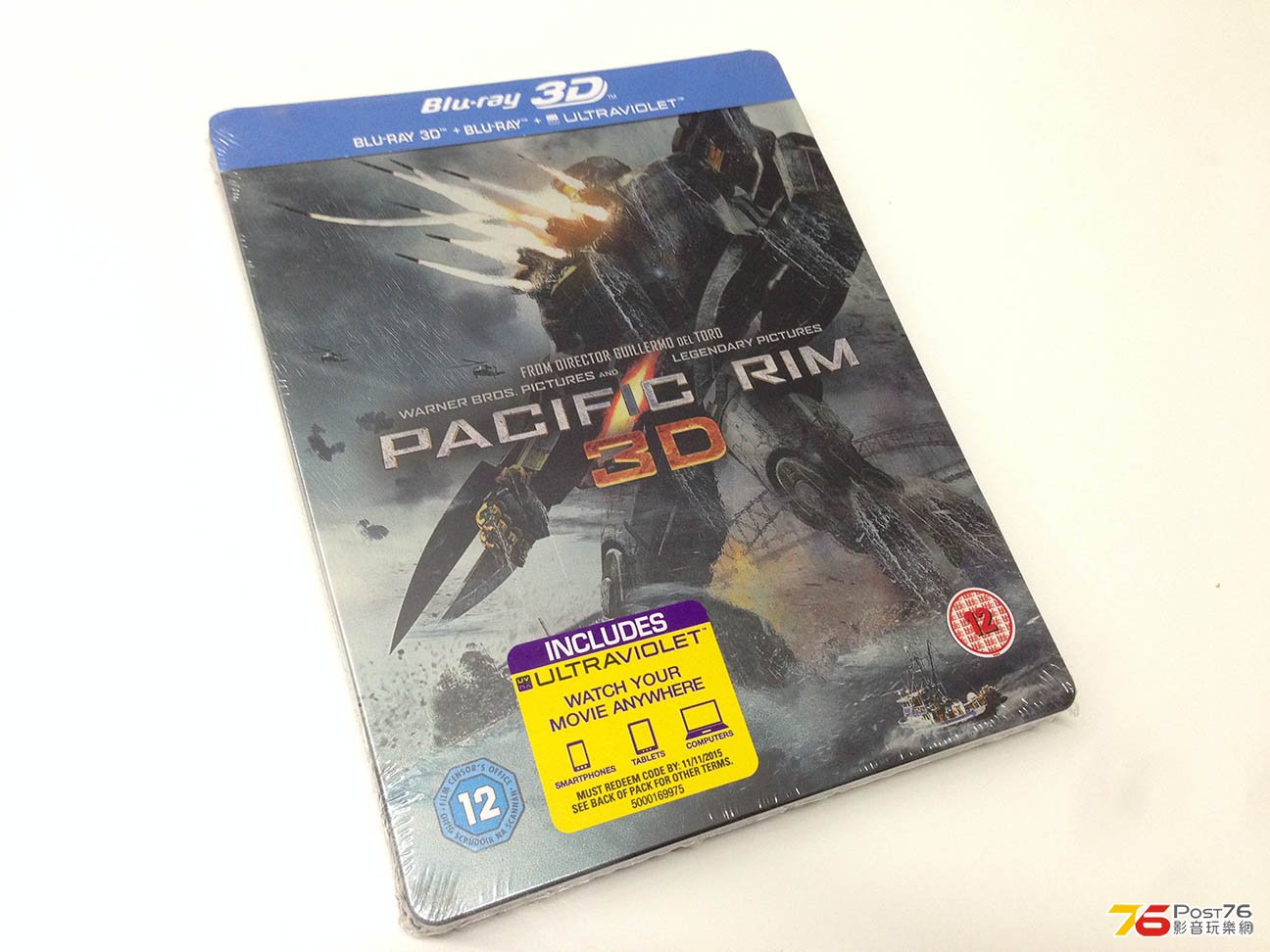 pacific-rim-3d-steelbook-1.jpg