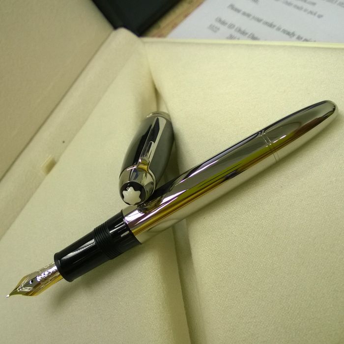 Montblanc Meisterstuck Carbon Steel 墨水筆 (5817)