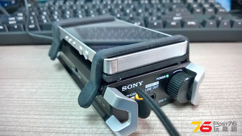 Sony ZX-1 PHA-2.jpg