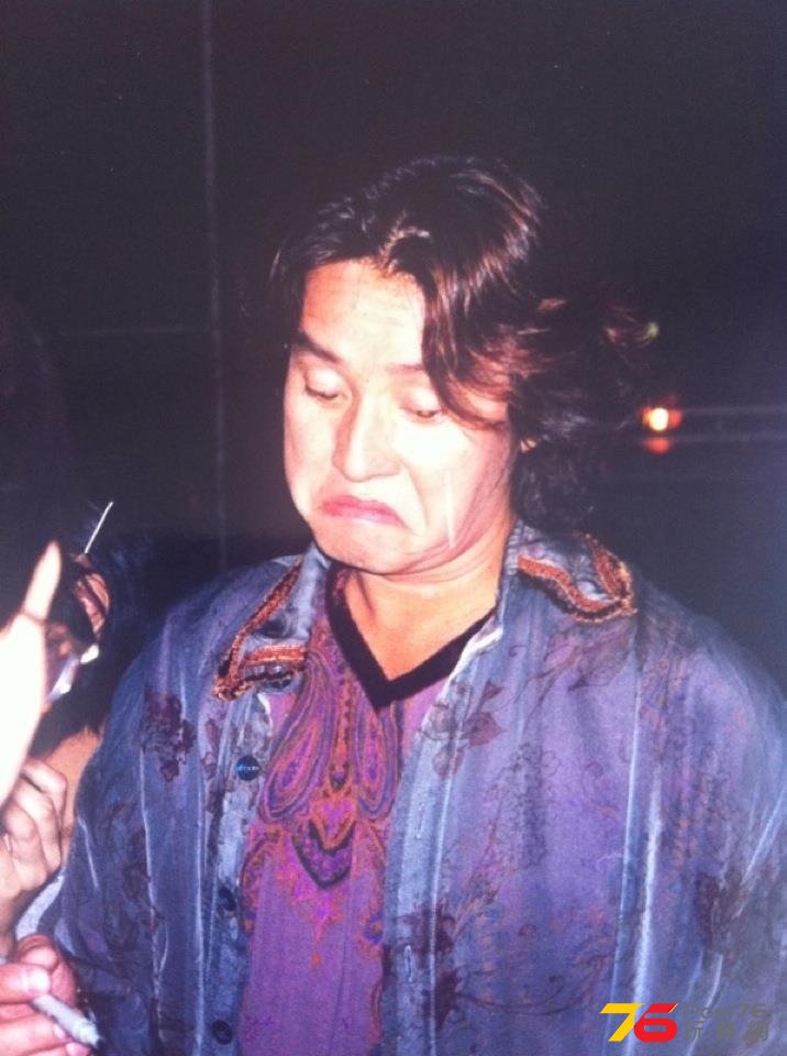 at2.JPG