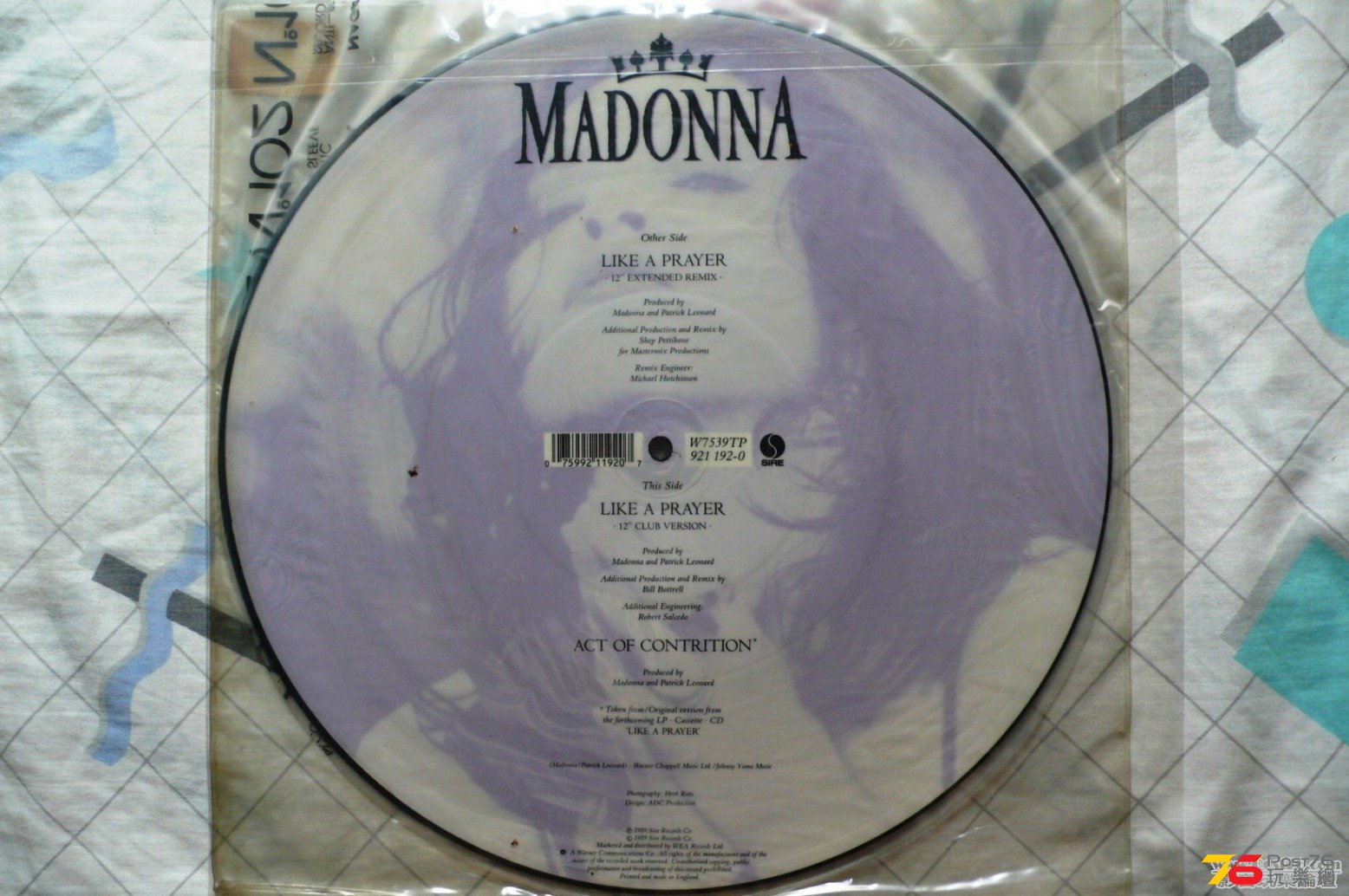 Madonna - Like A Prayer [12 Picture Disc single] 2.jpg