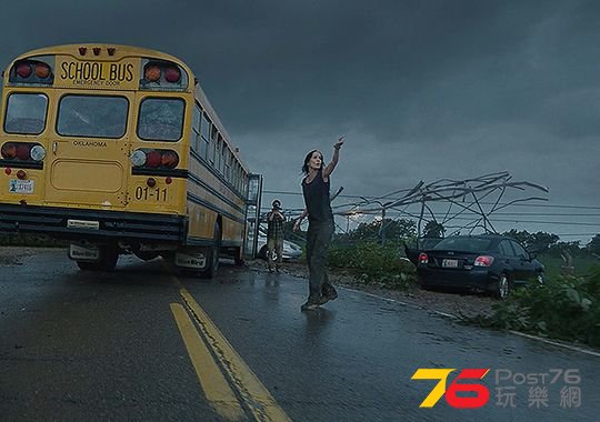 intothestorm_2.jpg