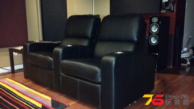 Home theater sofa