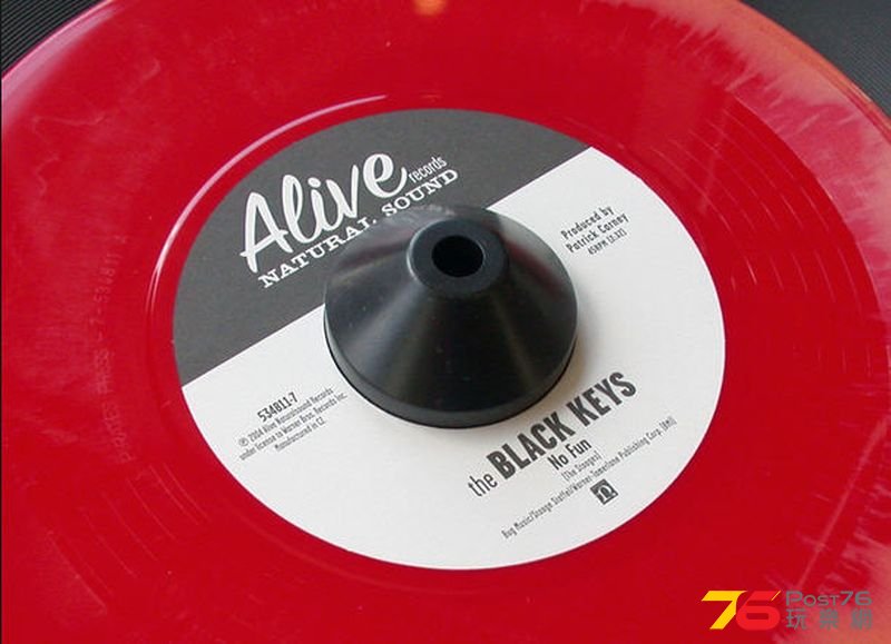 45RPM_Disc_with_adaptor.jpg