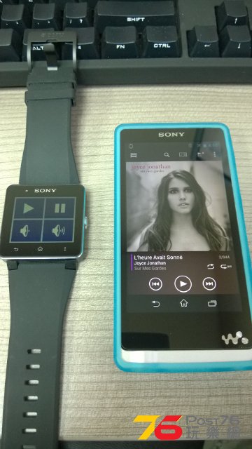 Sony SmartWatch 2 remote control ZX-1.jpg