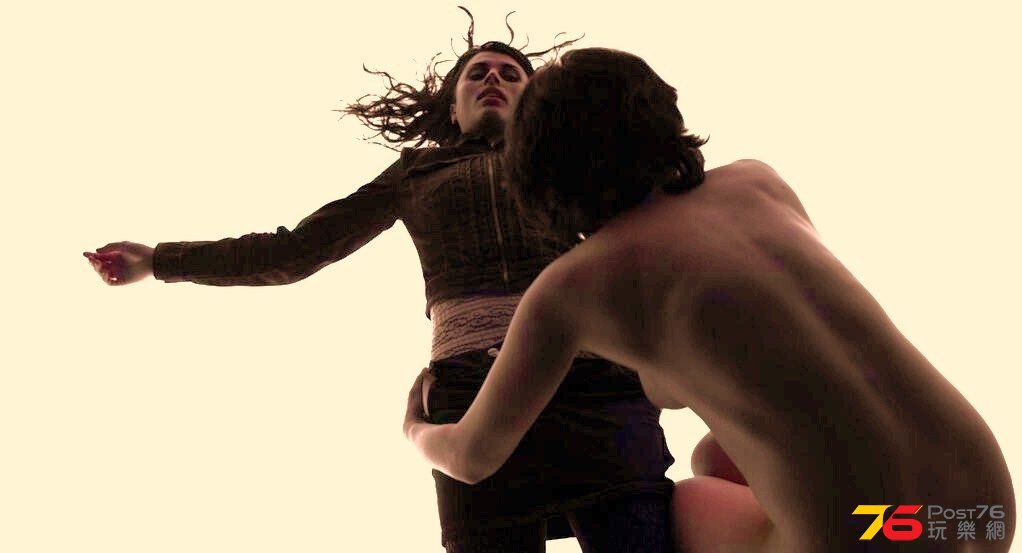 Under the Skin9.jpg