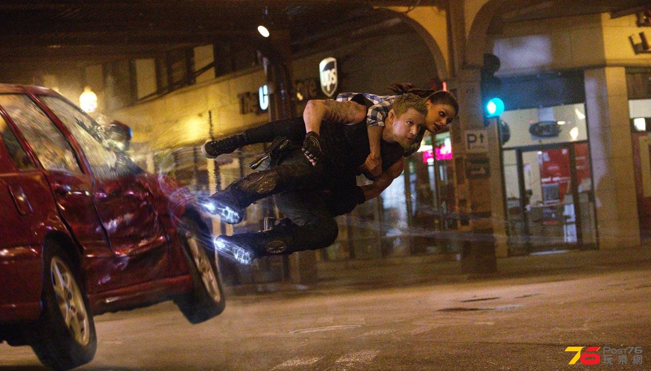 jupiterascending_4.jpg
