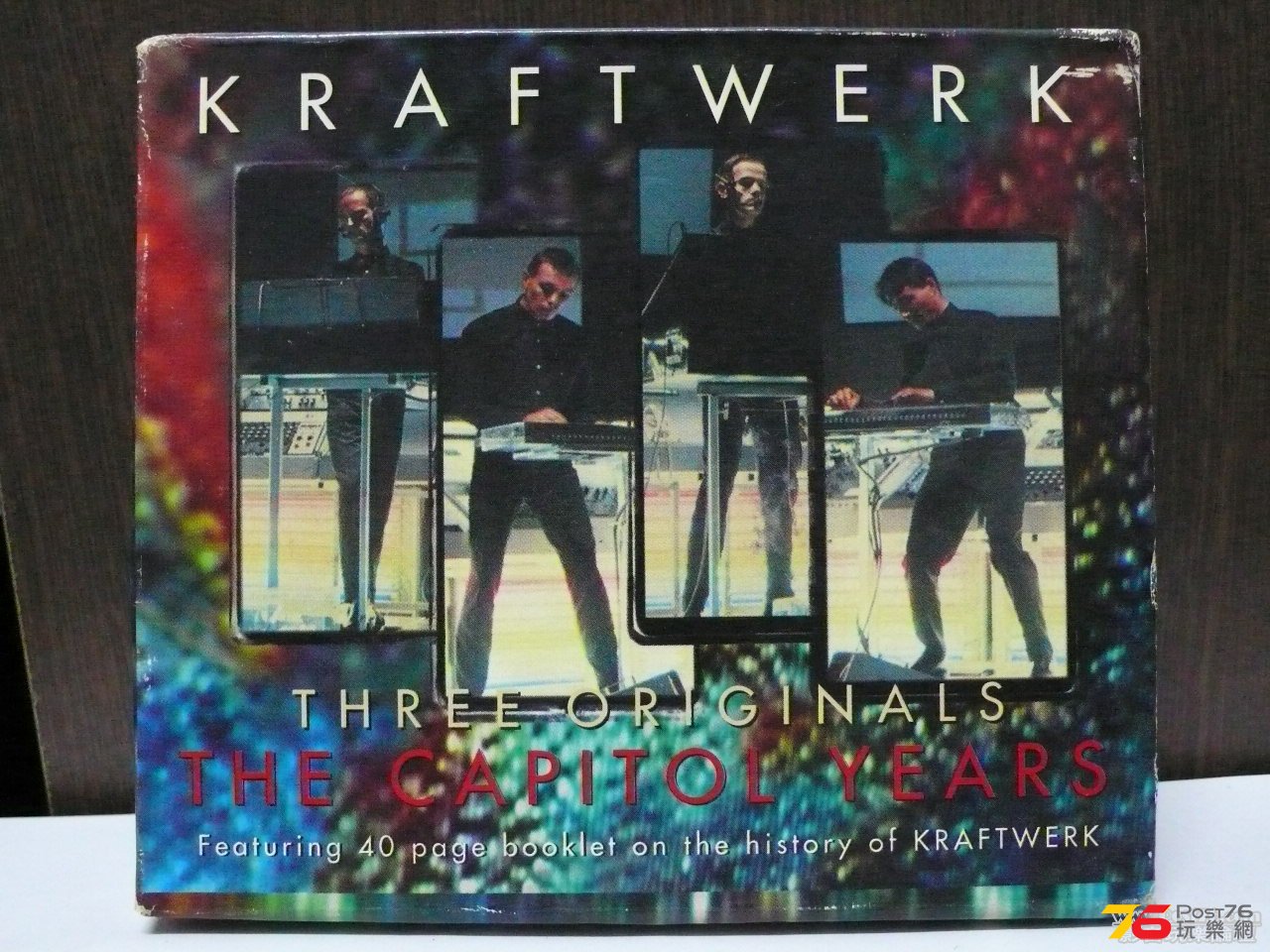 Kraftwerk - The Capitol Years 3 CDs set 01.jpg