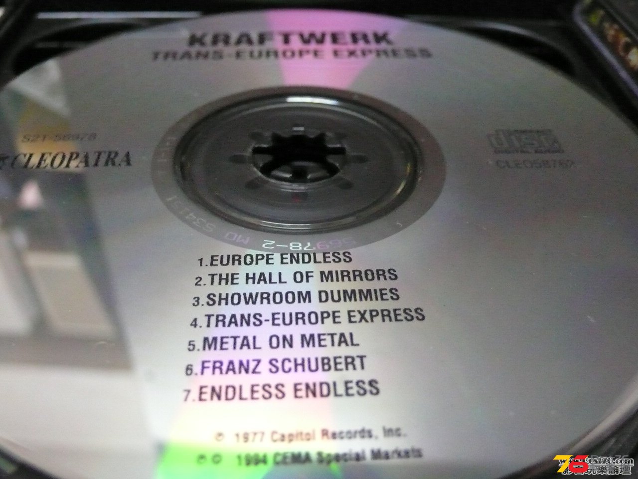 Kraftwerk - The Capitol Years 3 CDs set 05.jpg