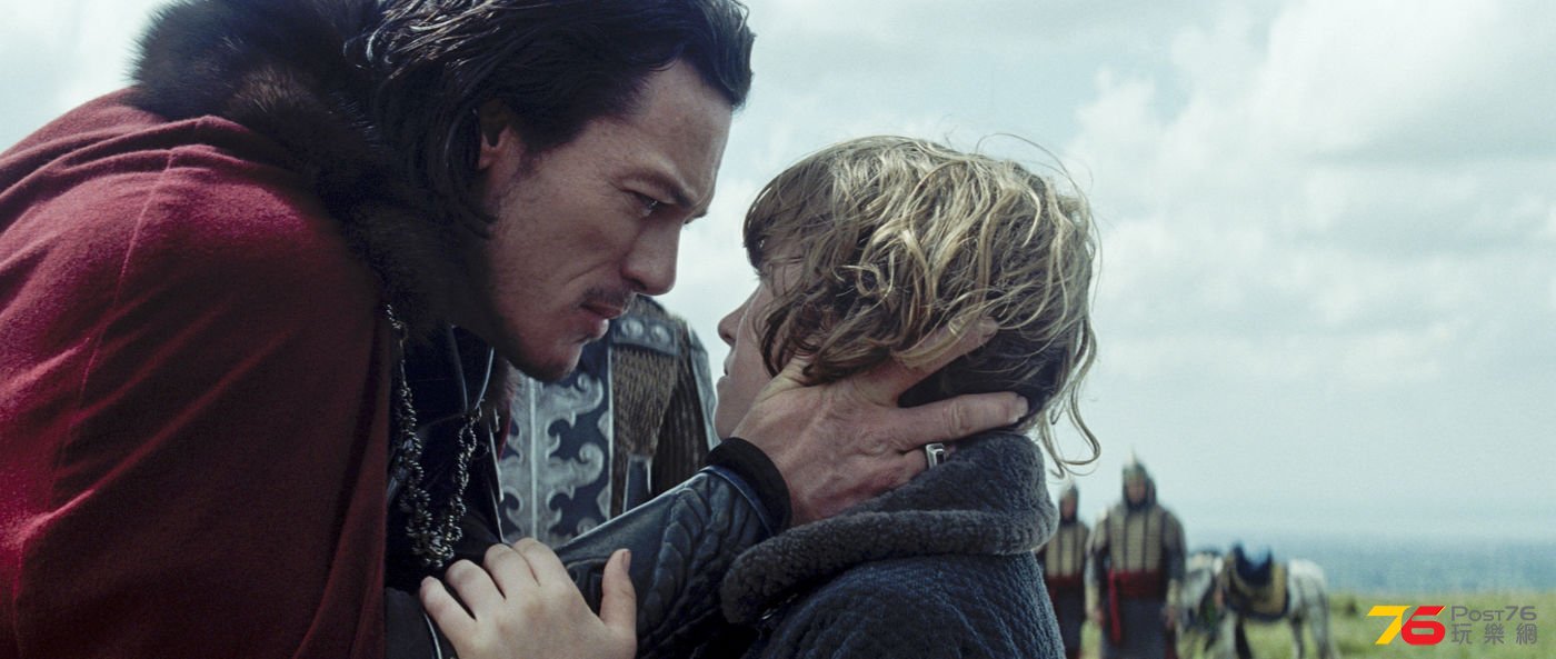 draculauntold_4.jpg