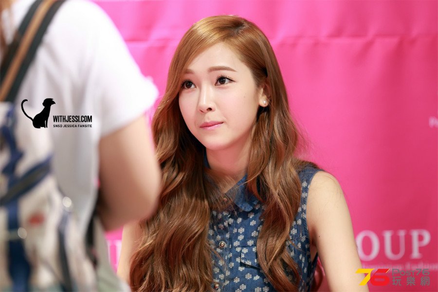 8332.jpg