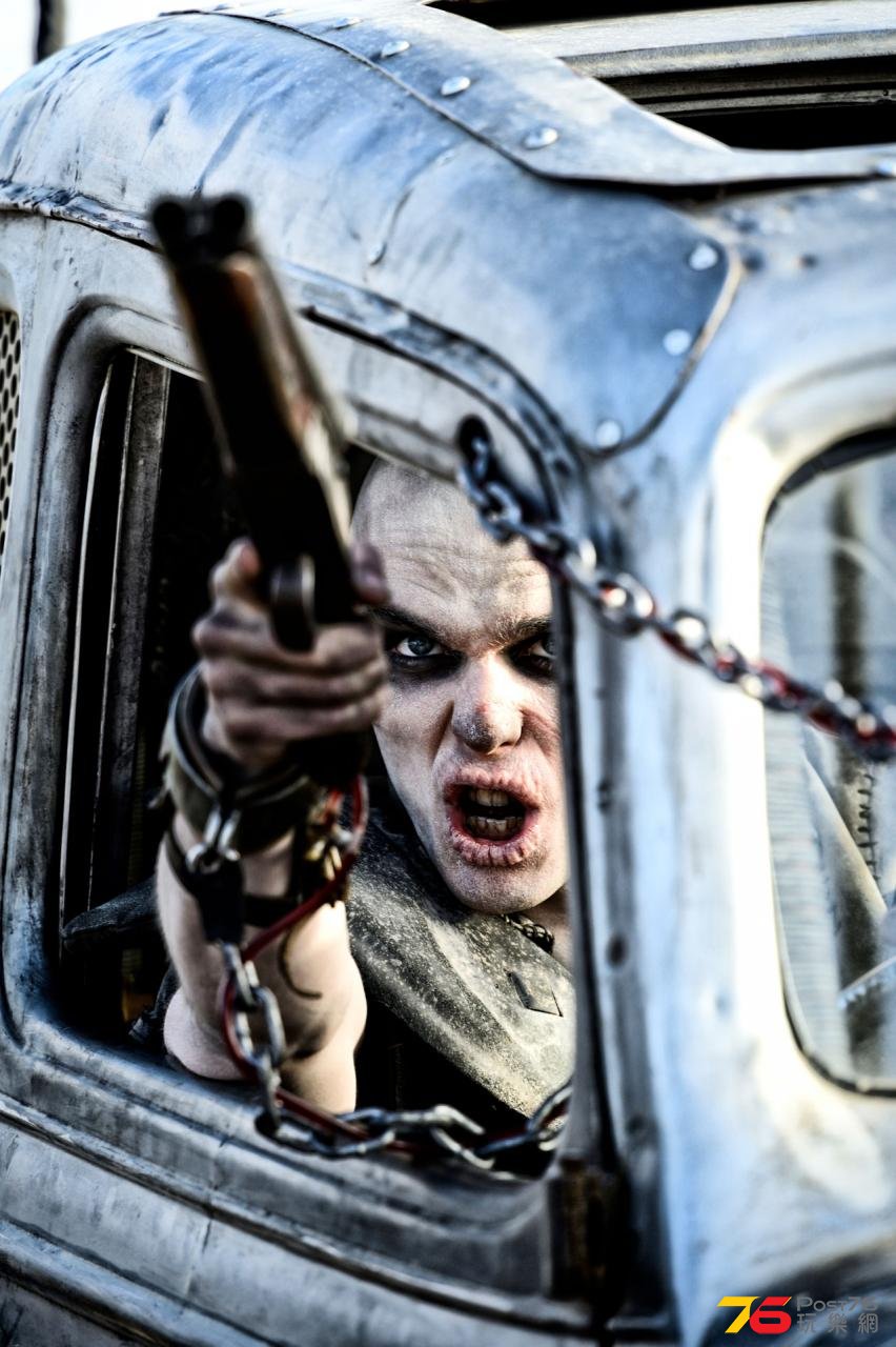madmaxfuryroad_11.jpg