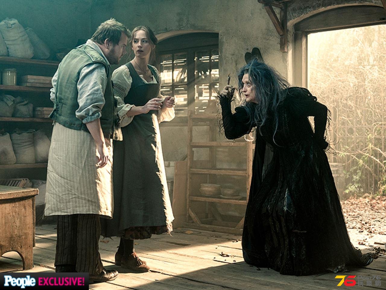 intothewoods_3.jpg