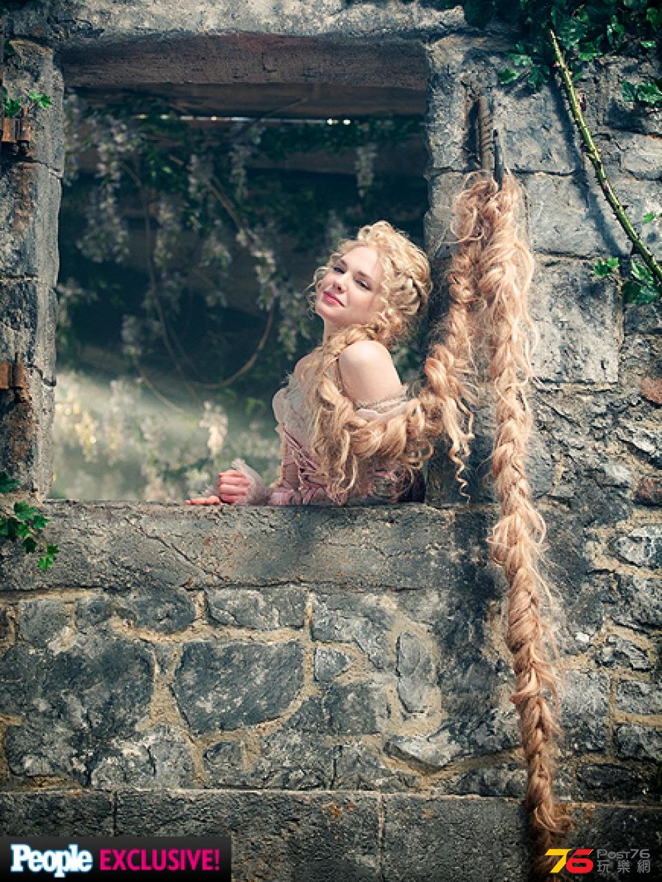 intothewoods_4.jpg