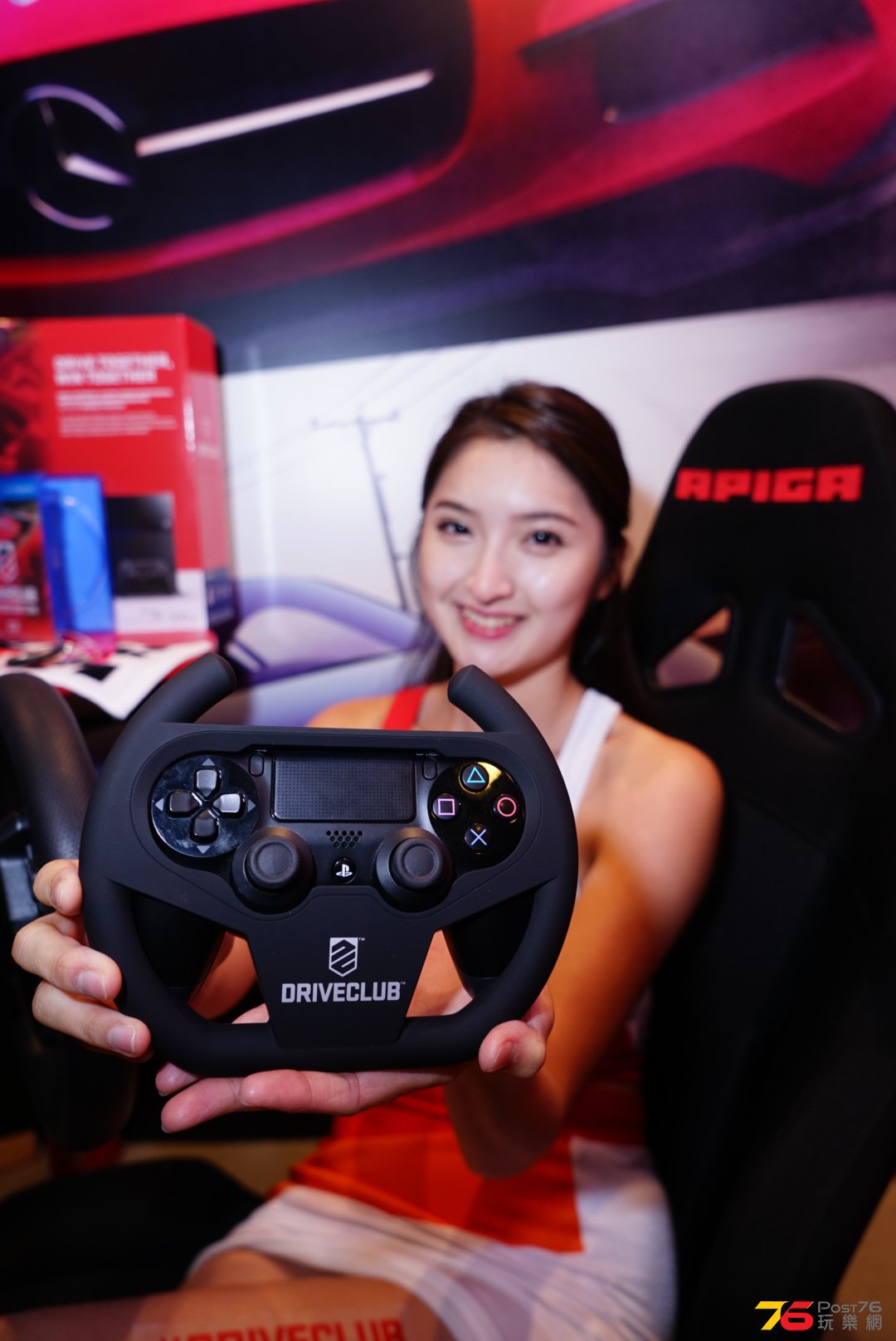 DRIVECLUB_SCEH Event_Compact Racing Wheel.JPG